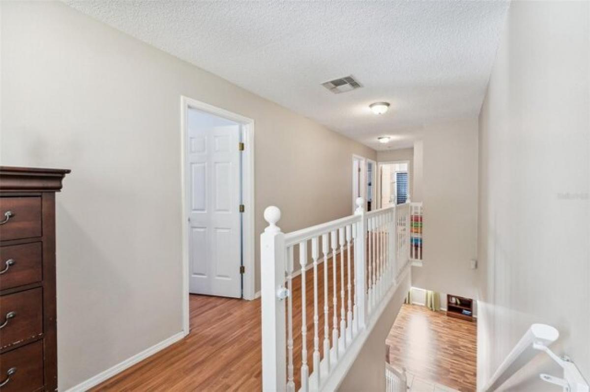 Picture of Home For Sale in Oviedo, Florida, United States