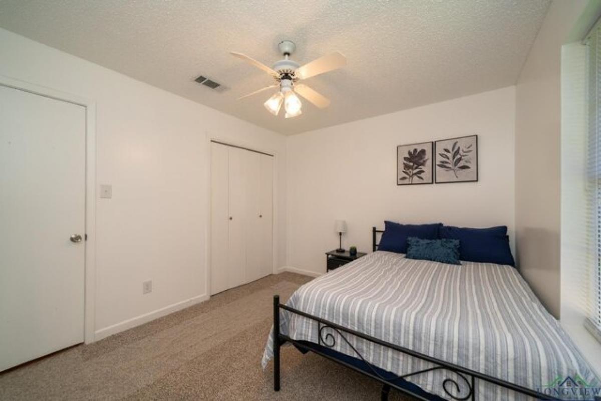 Picture of Home For Sale in Longview, Texas, United States