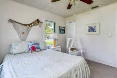 Home For Sale in Satsuma, Florida