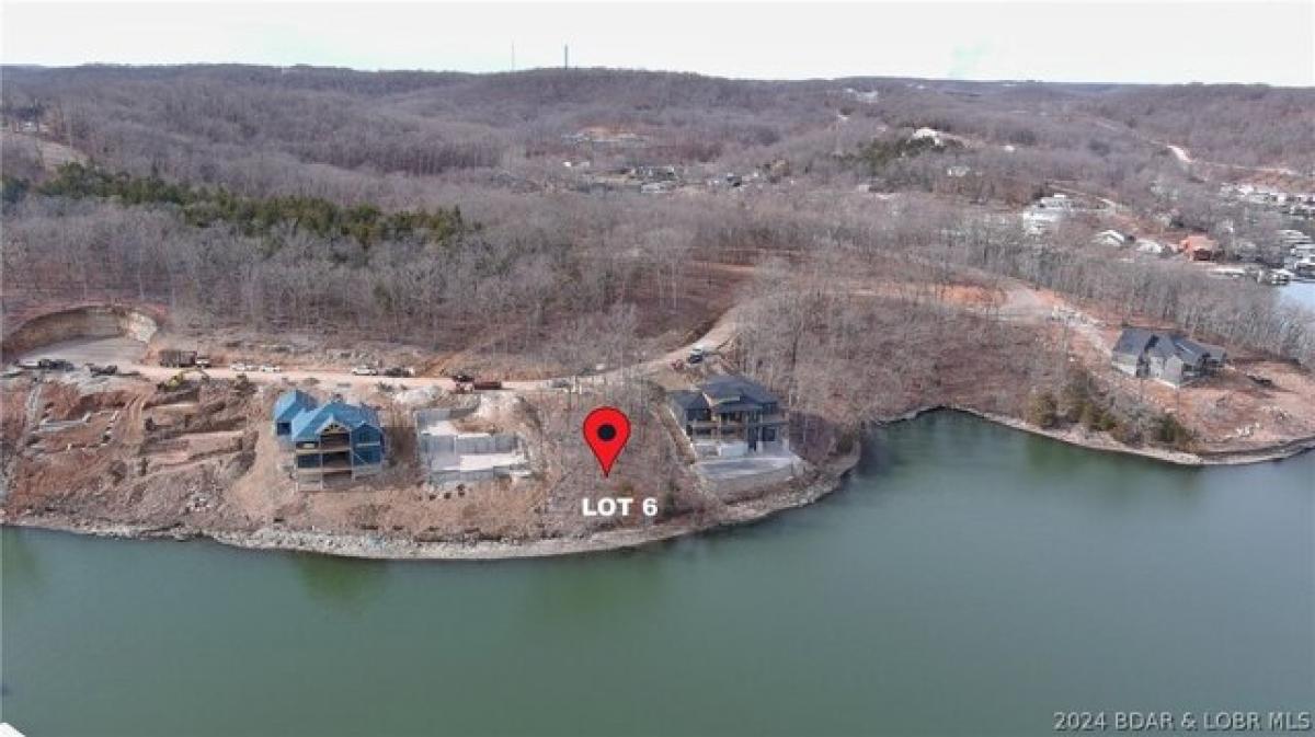 Picture of Residential Land For Sale in Sunrise Beach, Missouri, United States