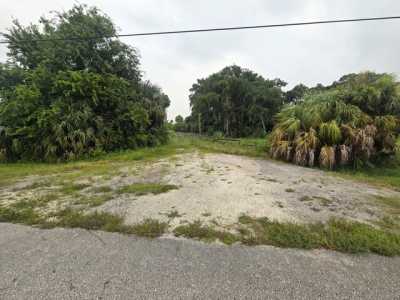 Residential Land For Sale in Okeechobee, Florida