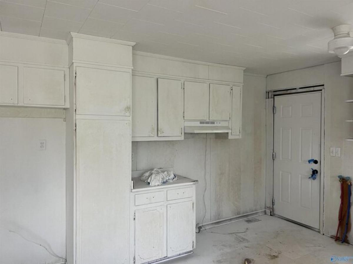 Picture of Home For Sale in Gadsden, Alabama, United States