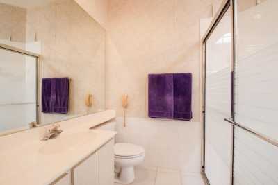 Home For Sale in Palm Beach Gardens, Florida