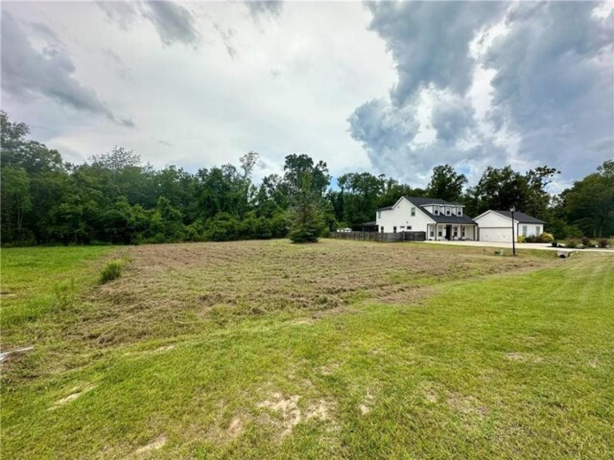 Picture of Residential Land For Sale in Ponchatoula, Louisiana, United States