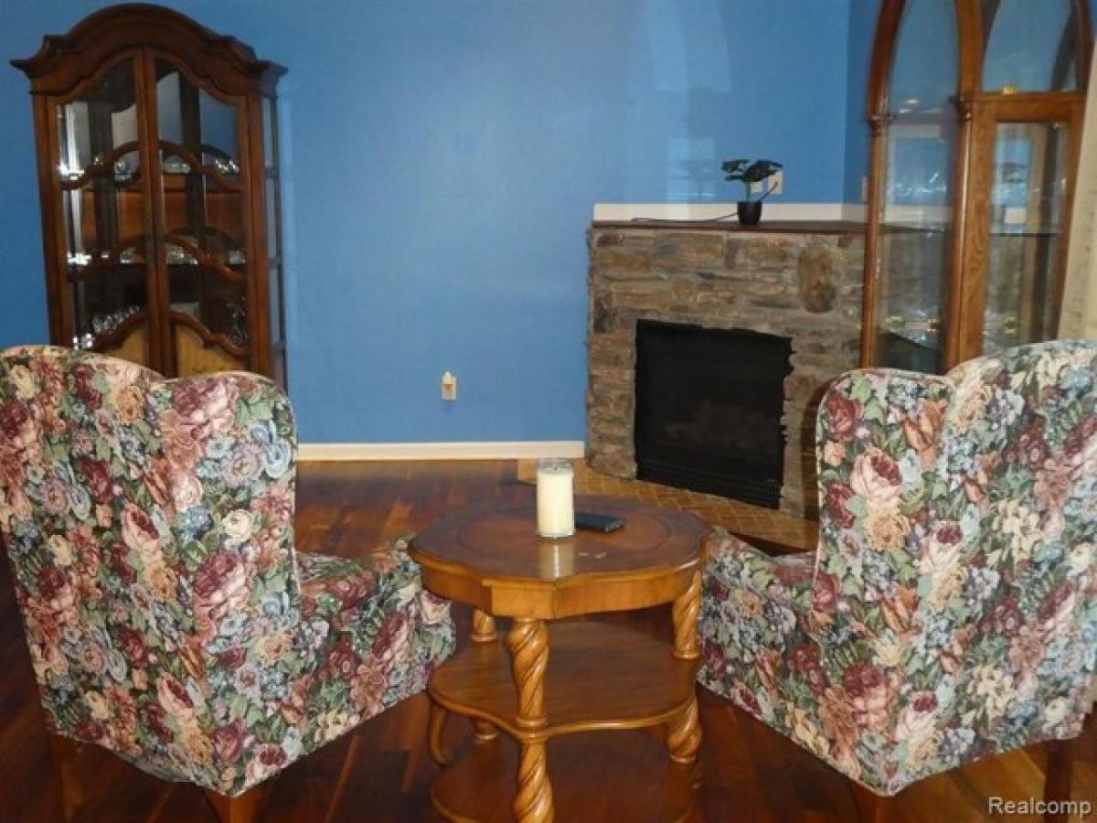 Picture of Home For Sale in Flint, Michigan, United States