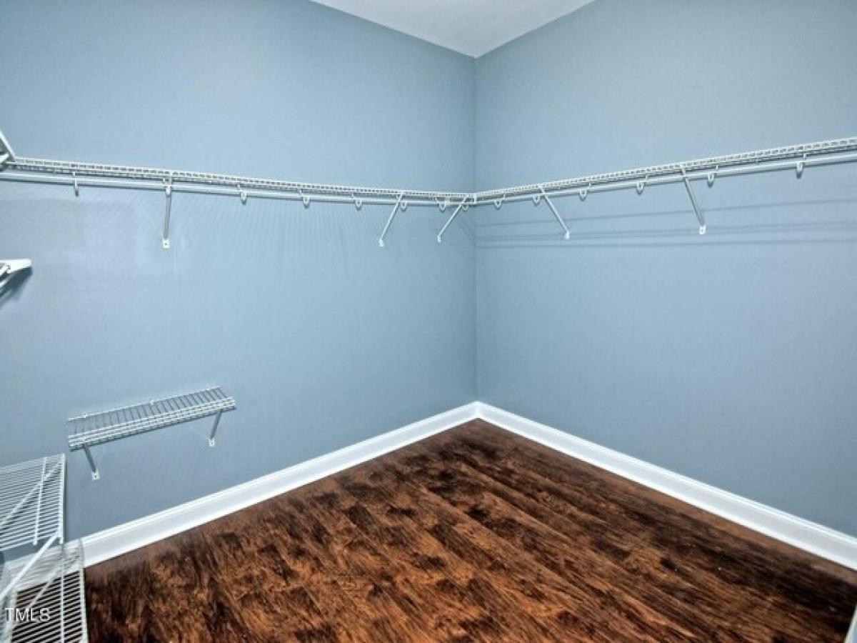 Picture of Home For Sale in Cary, North Carolina, United States