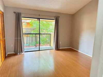 Apartment For Rent in Miami, Florida