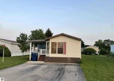 Home For Sale in Traverse City, Michigan