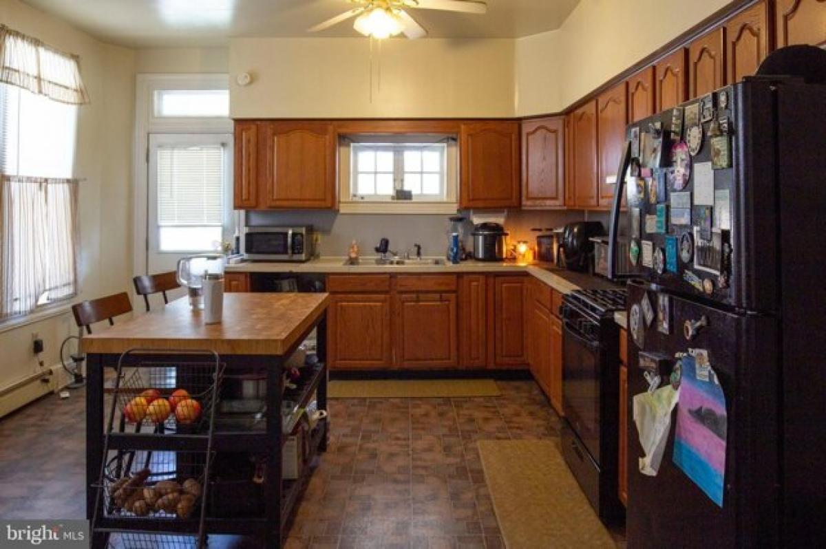 Picture of Home For Sale in York, Pennsylvania, United States