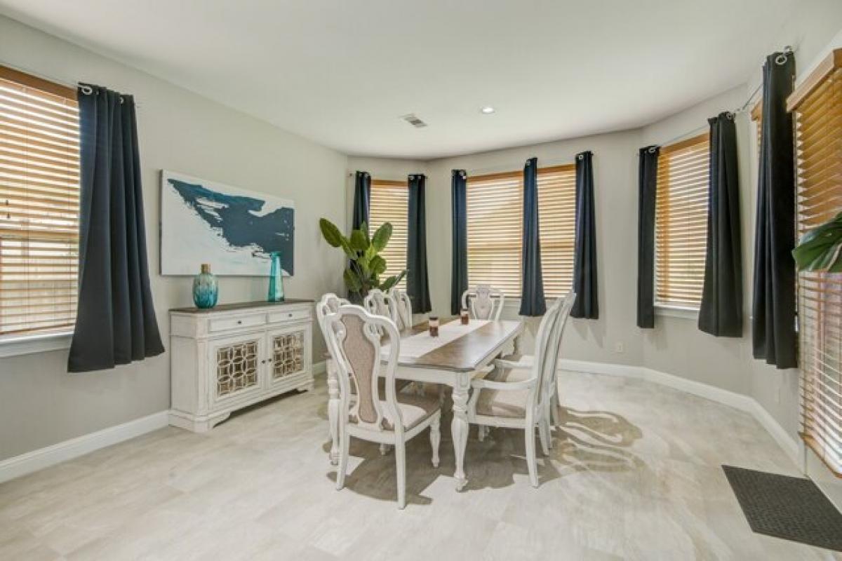 Picture of Home For Sale in League City, Texas, United States