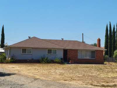 Home For Sale in Yuba City, California