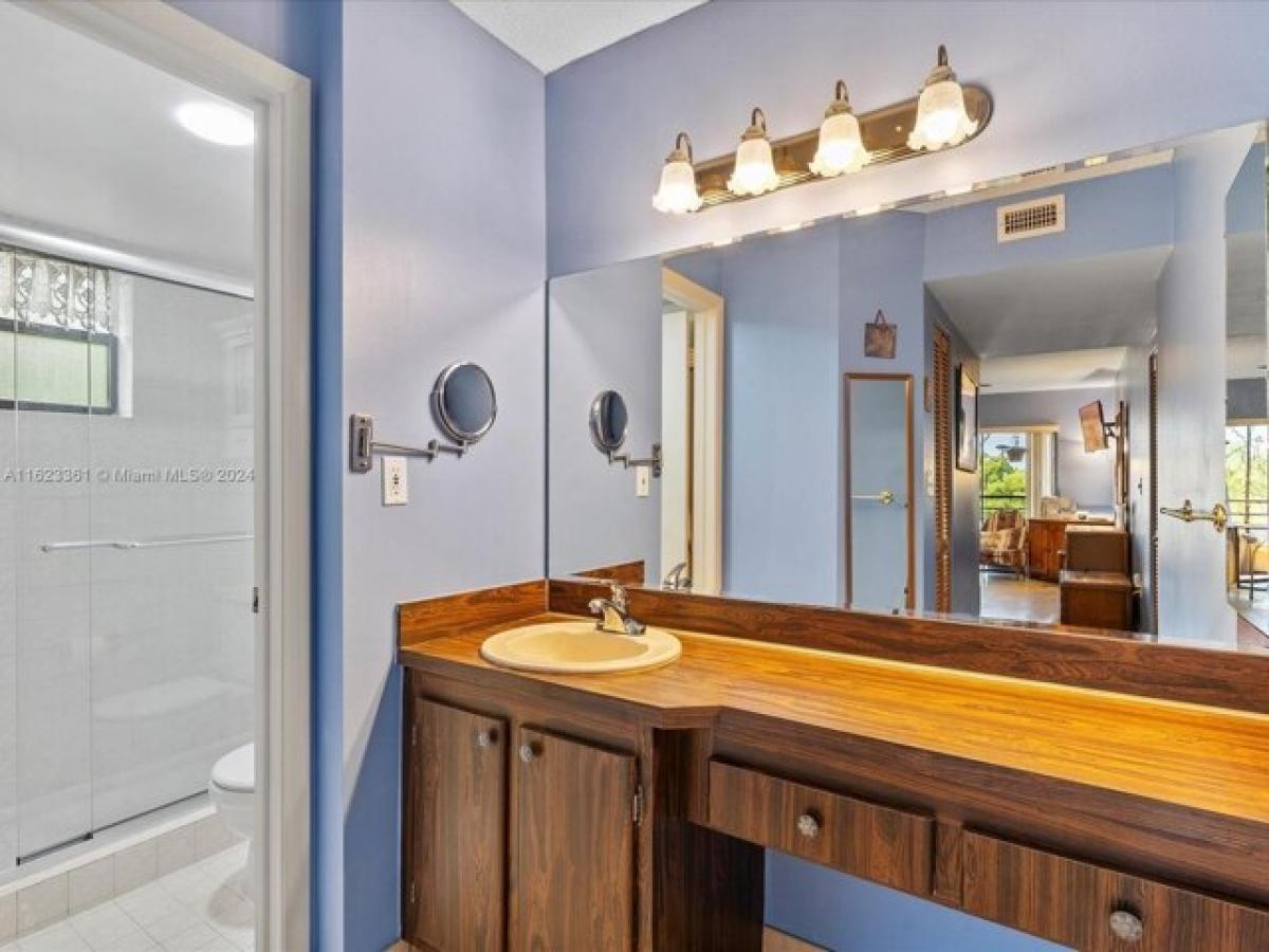 Picture of Home For Sale in Plantation, Florida, United States