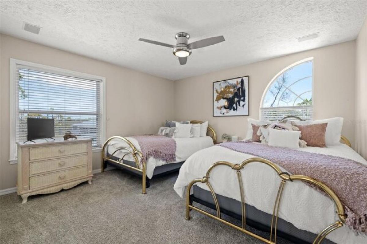 Picture of Home For Sale in Weeki Wachee, Florida, United States