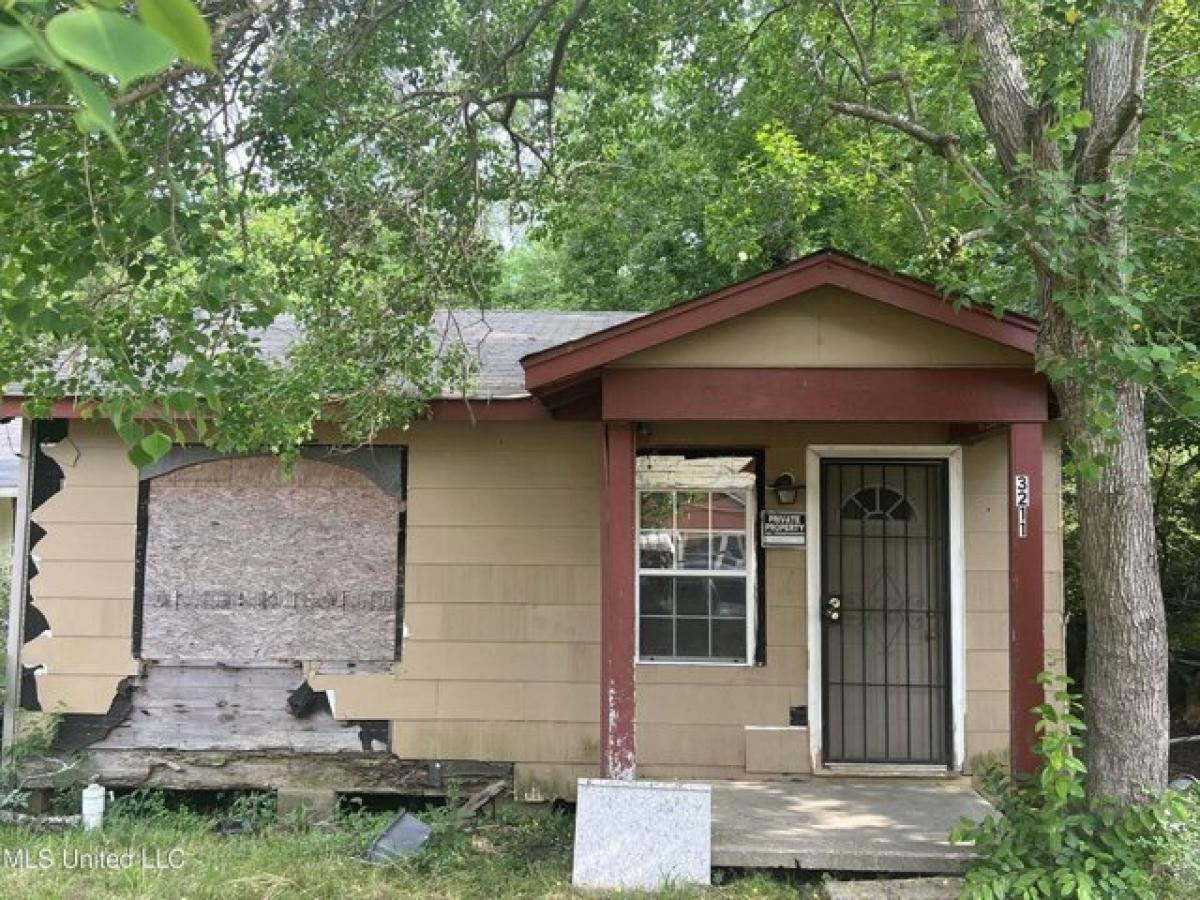 Picture of Home For Sale in Jackson, Mississippi, United States