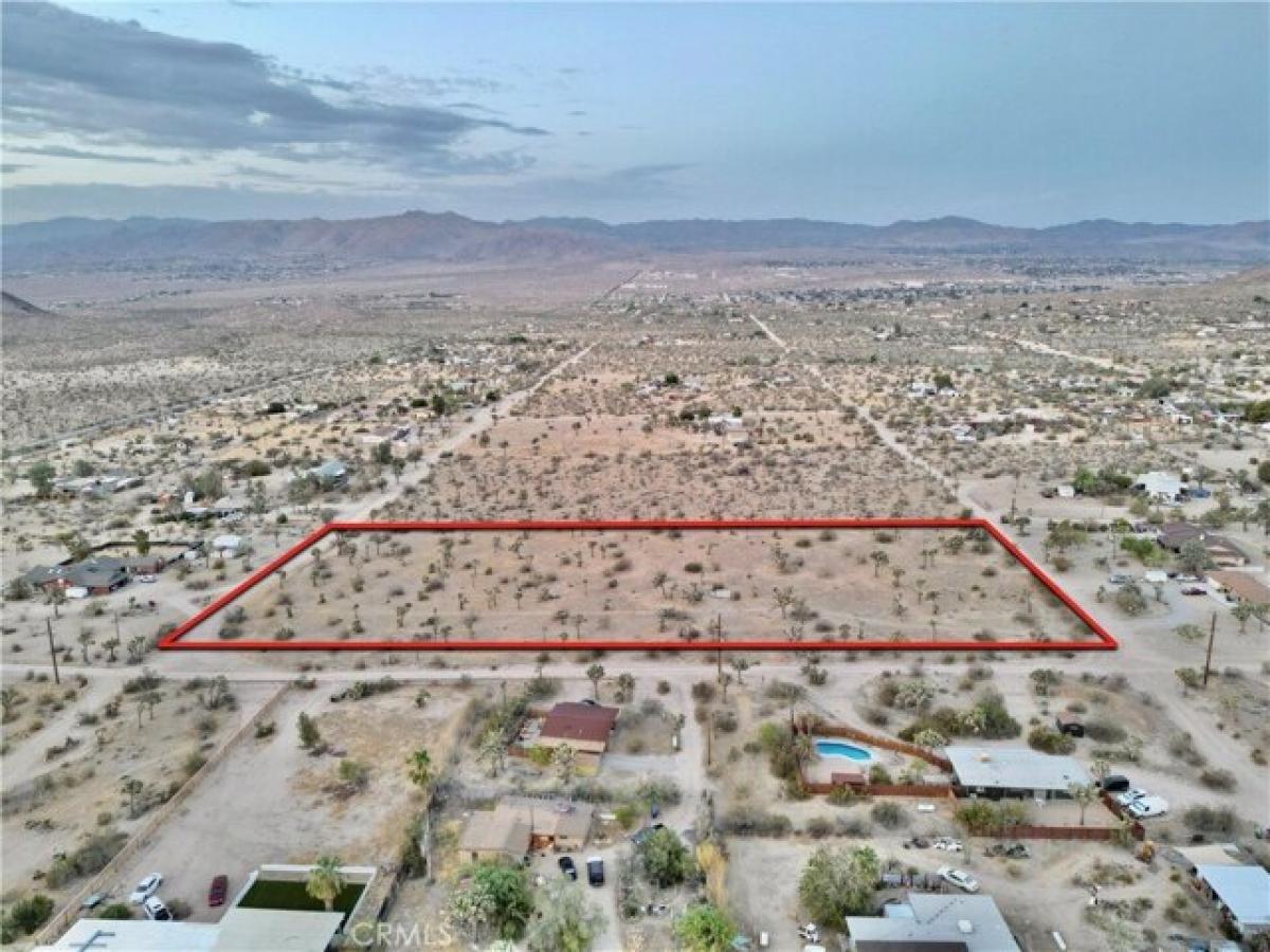 Picture of Residential Land For Sale in Yucca Valley, California, United States