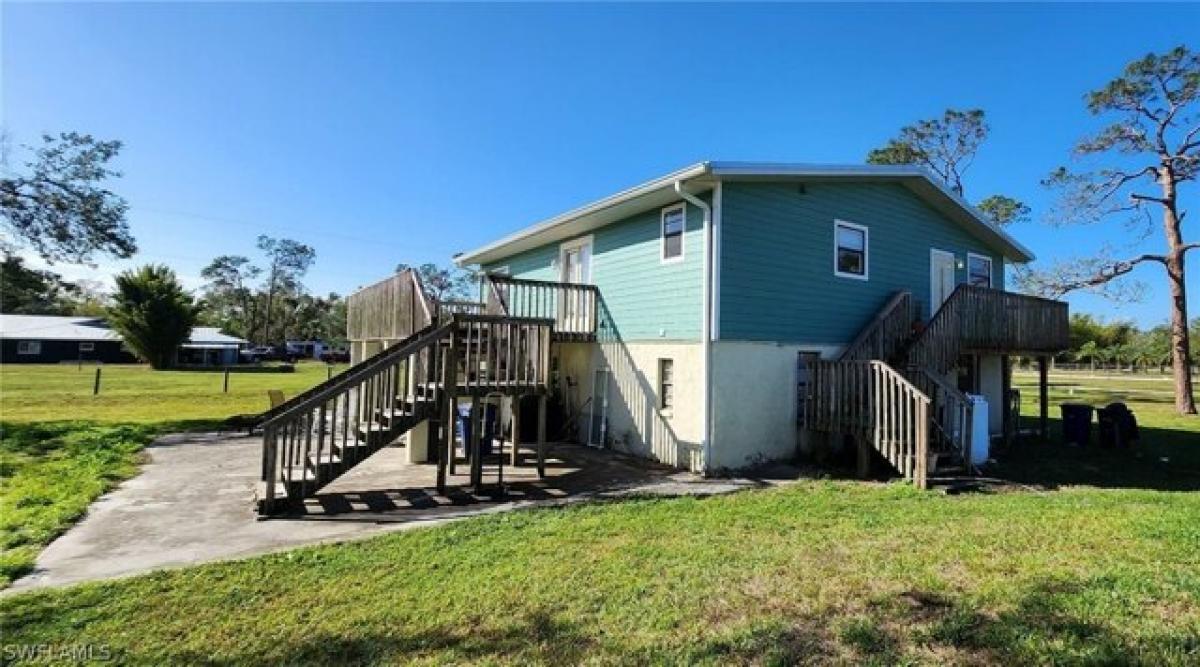 Picture of Home For Sale in North Fort Myers, Florida, United States