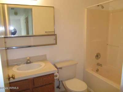 Home For Sale in Yakima, Washington