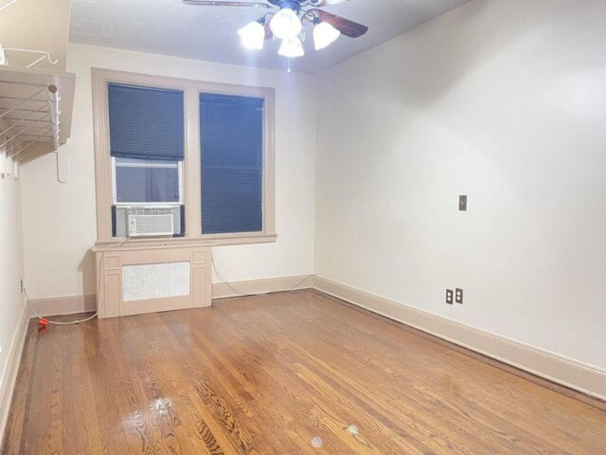 Picture of Home For Rent in Bayonne, New Jersey, United States