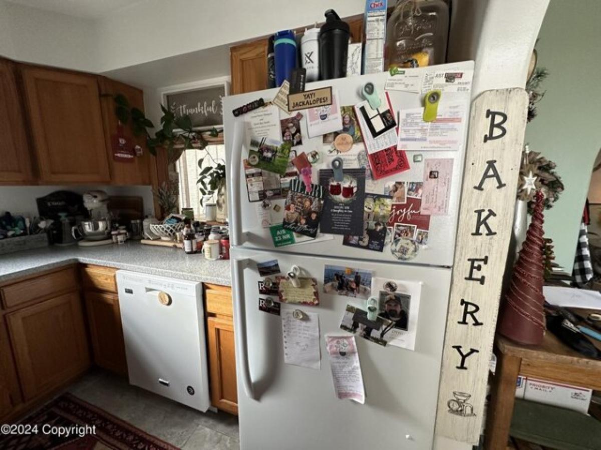 Picture of Home For Sale in Gillette, Wyoming, United States