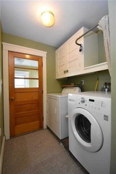 Home For Sale in Farrell, Pennsylvania