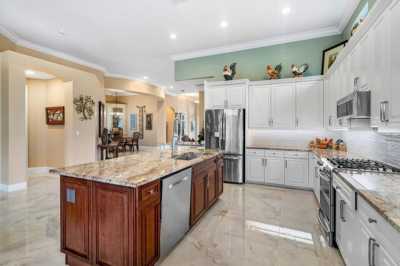 Home For Sale in Palm Beach Gardens, Florida