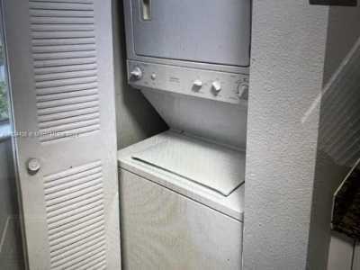 Home For Rent in Miami Gardens, Florida