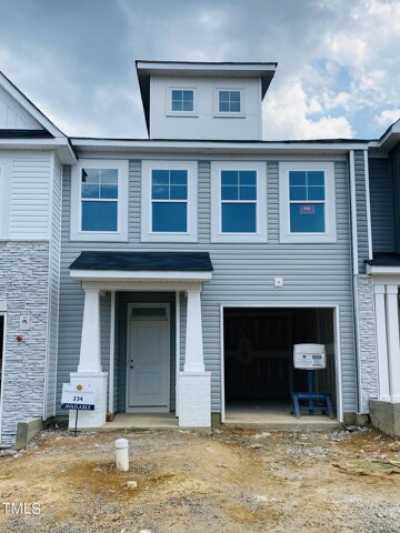 Home For Sale in Zebulon, North Carolina