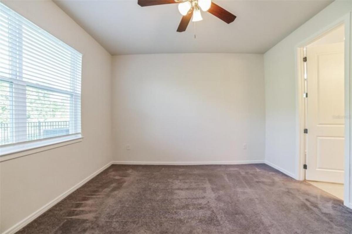 Picture of Home For Sale in Zephyrhills, Florida, United States