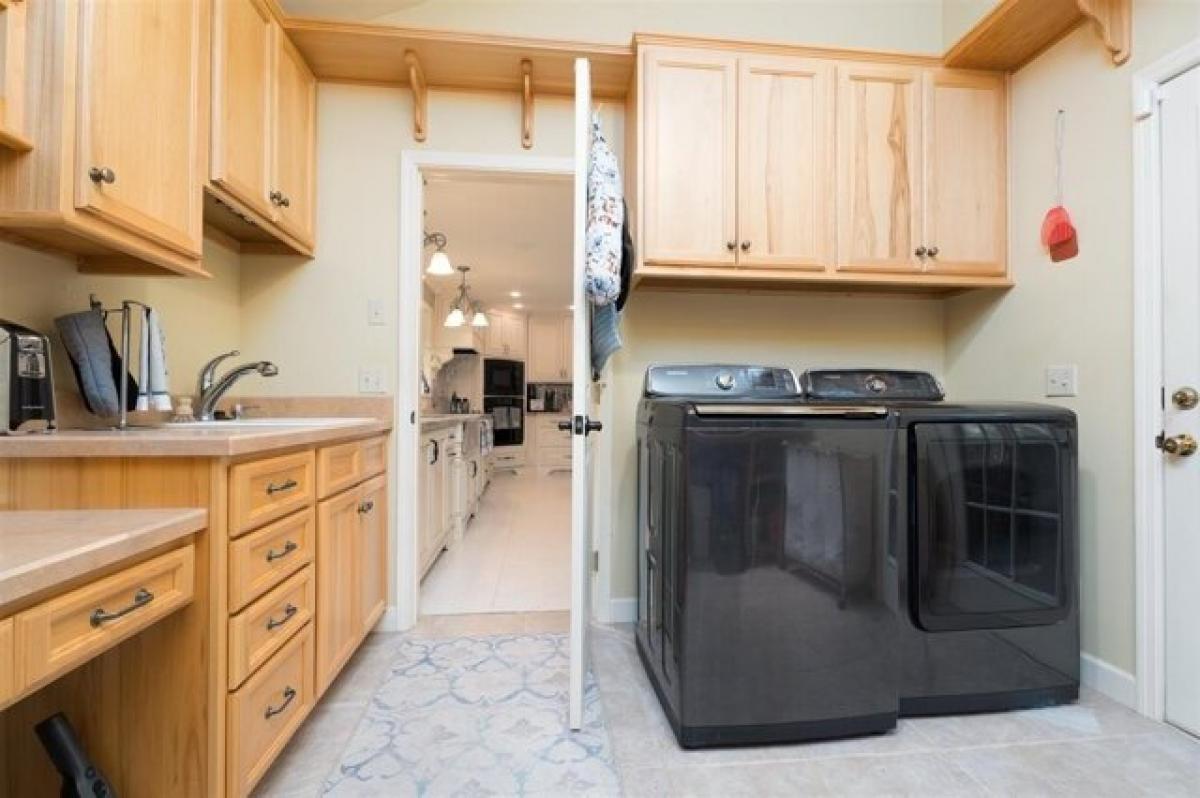 Picture of Home For Sale in Owensboro, Kentucky, United States