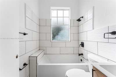 Apartment For Rent in Miami, Florida