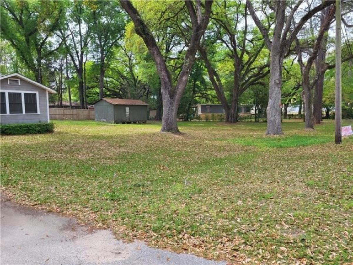 Picture of Home For Sale in Saraland, Alabama, United States