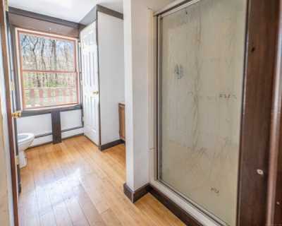 Home For Sale in Montville, Connecticut