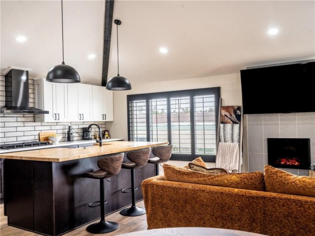 Picture of Home For Sale in Ventura, California, United States