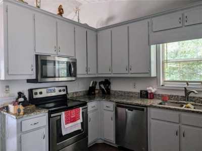 Home For Sale in Flowery Branch, Georgia