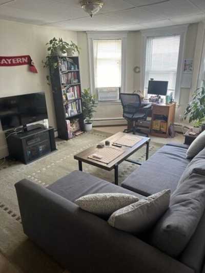 Apartment For Rent in Somerville, Massachusetts