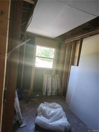 Home For Sale in Crystal River, Florida