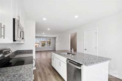 Home For Sale in Mooresville, North Carolina