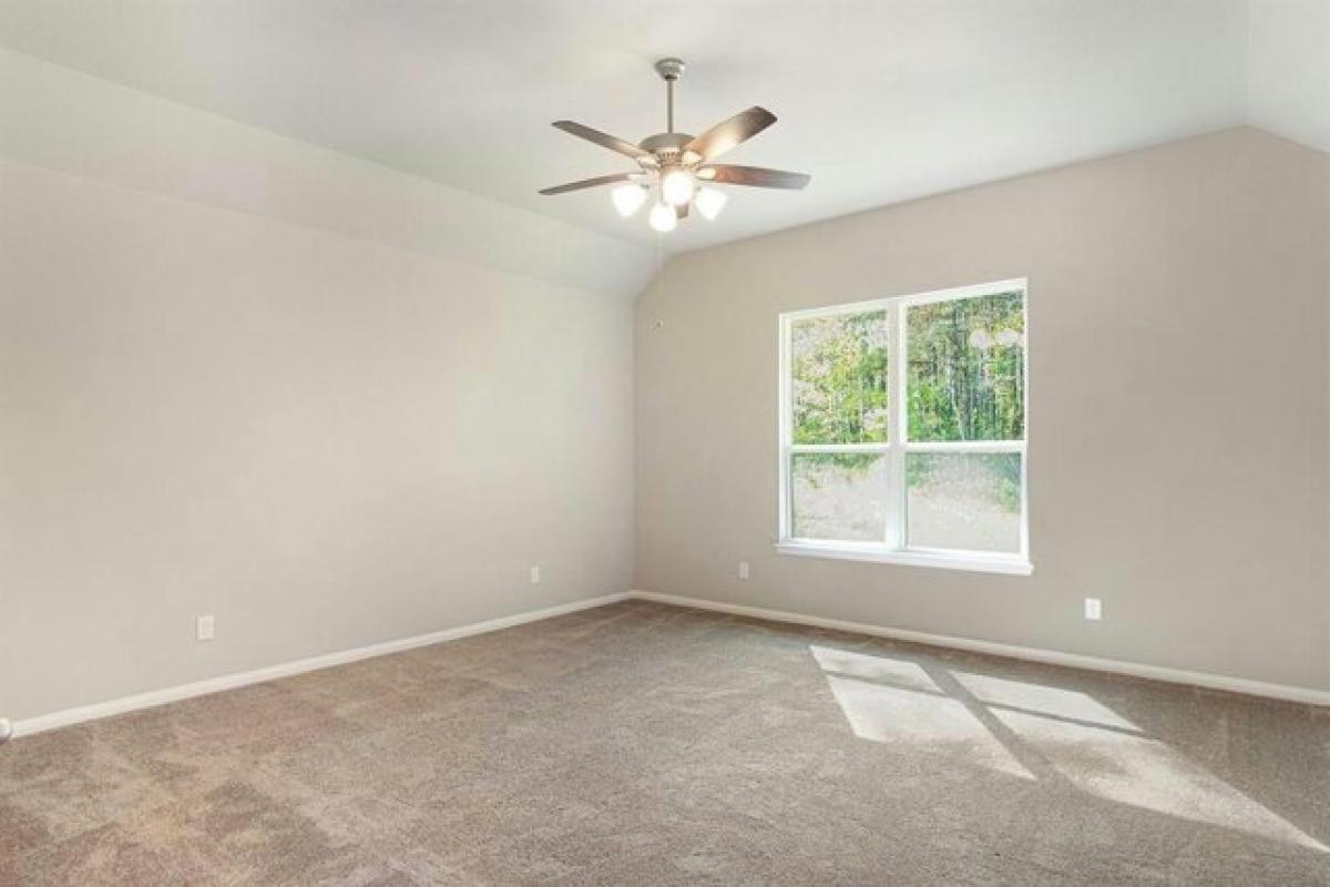 Picture of Home For Sale in Dayton, Texas, United States