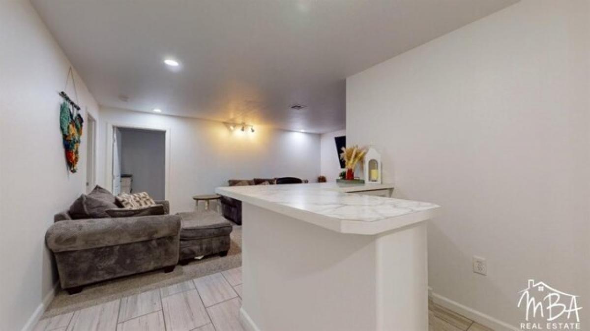 Picture of Home For Sale in Garden City, Kansas, United States