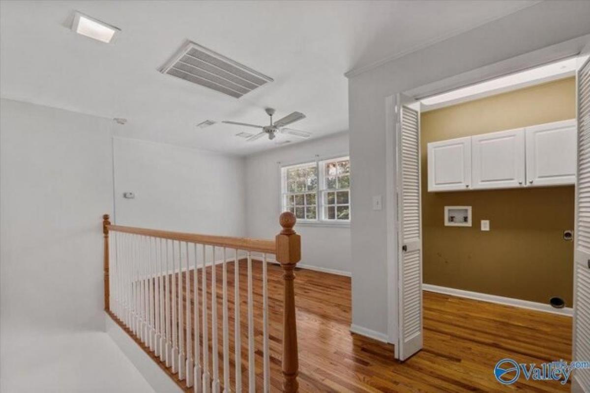 Picture of Home For Sale in Decatur, Alabama, United States