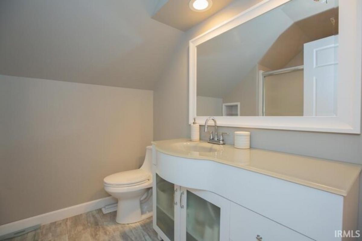 Picture of Home For Sale in Evansville, Indiana, United States