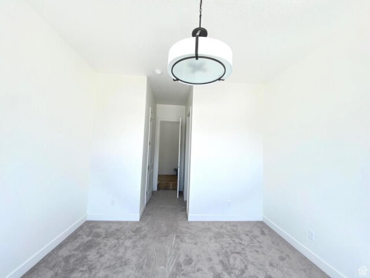 Picture of Home For Sale in Saratoga Springs, Utah, United States