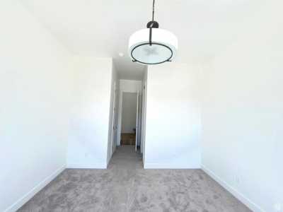 Home For Sale in Saratoga Springs, Utah