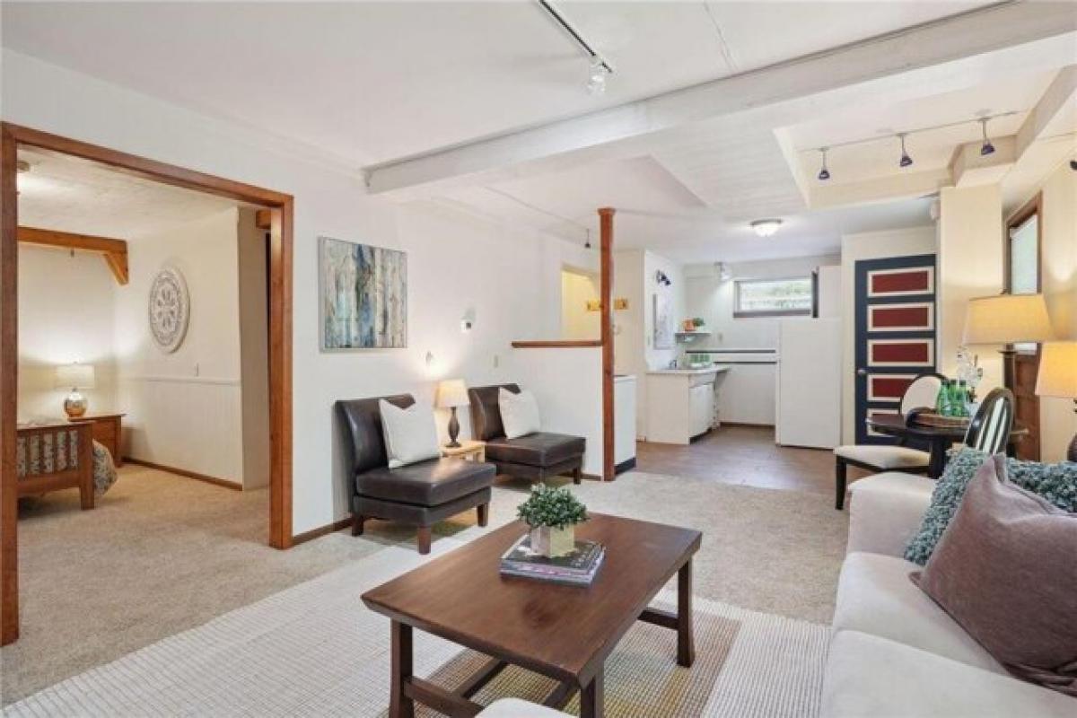 Picture of Home For Sale in Minnetonka, Minnesota, United States