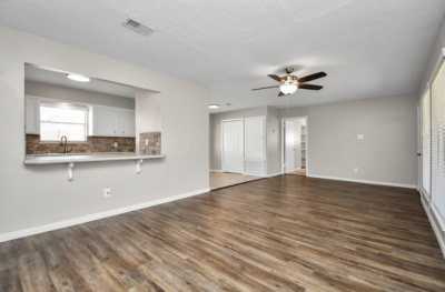 Home For Sale in Willis, Texas