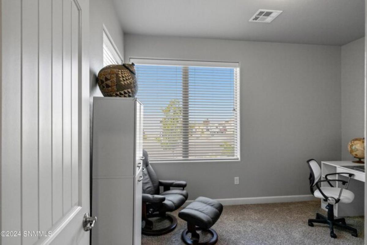 Picture of Home For Sale in Las Cruces, New Mexico, United States