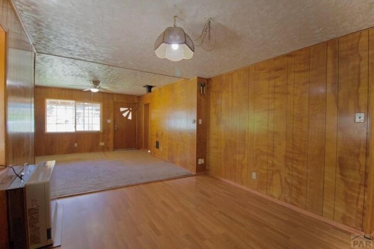 Picture of Home For Sale in Aguilar, Colorado, United States