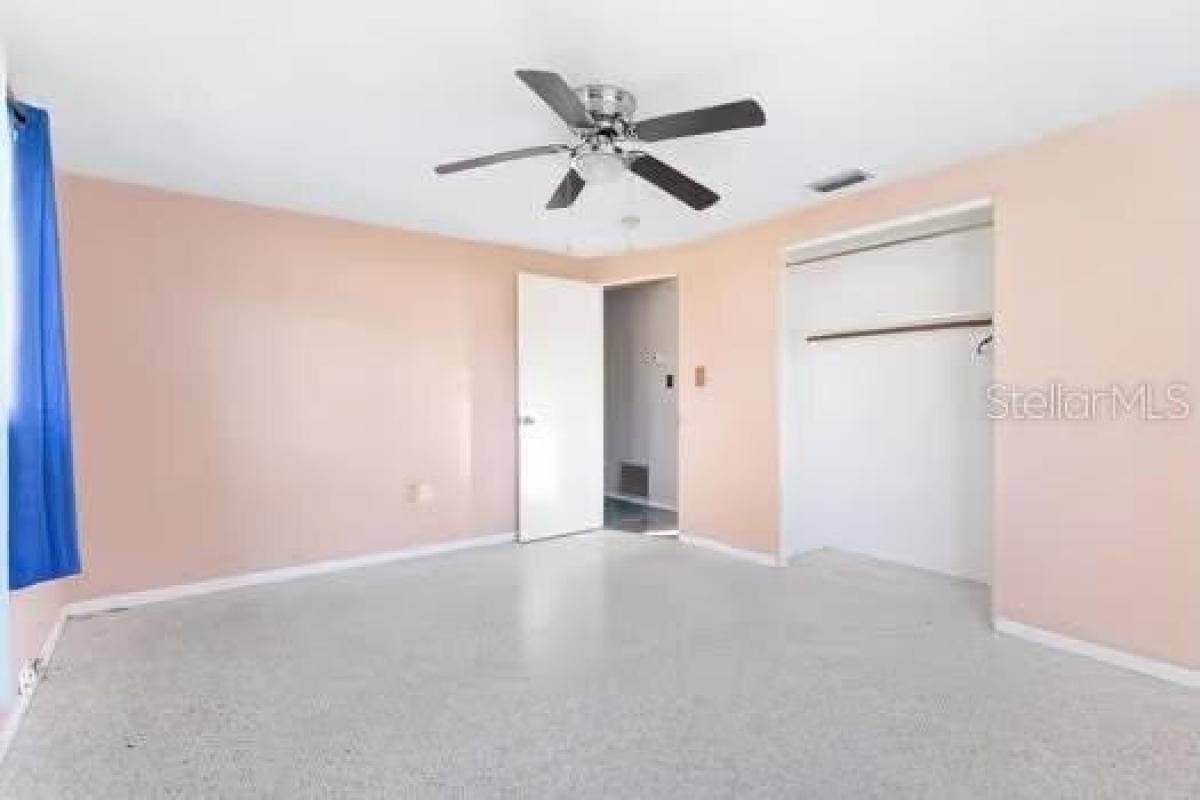 Picture of Home For Sale in Deland, Florida, United States