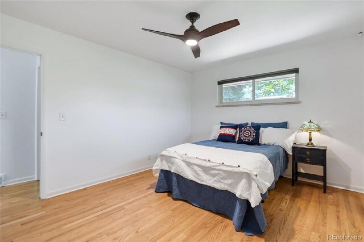 Picture of Home For Sale in Littleton, Colorado, United States