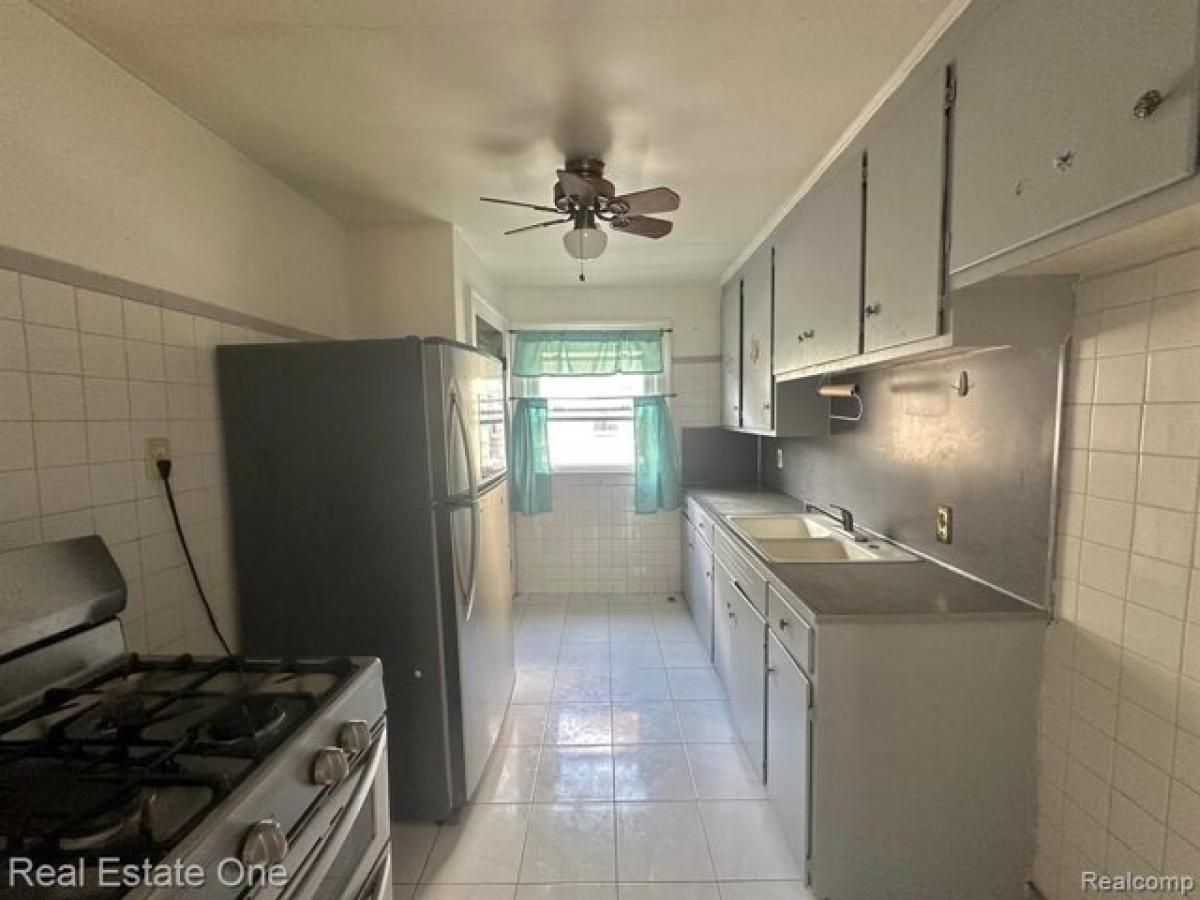 Picture of Home For Sale in Dearborn, Michigan, United States